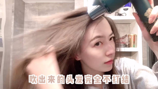猫宁 和大家分享下晚上临睡前的洗护...